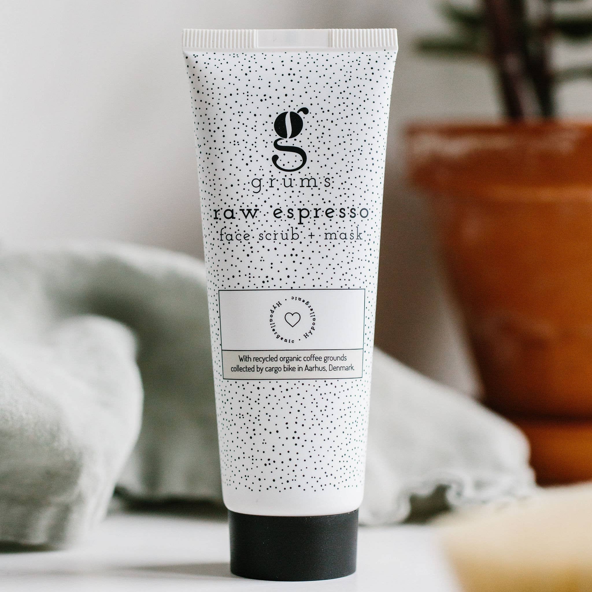 Raw Espresso face scrub & mask